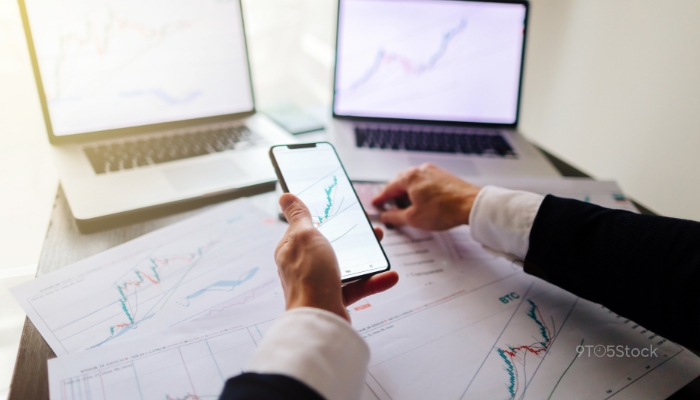Analyzing Dividend Stocks